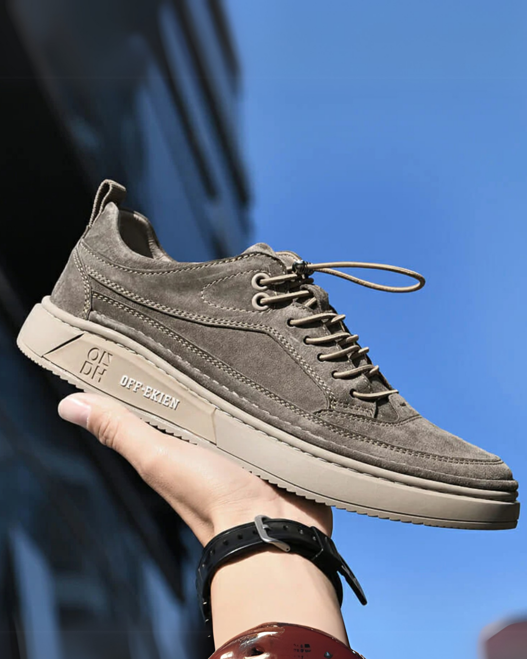 [PAGUE 1 LEVE 2] Sapatênis Masculino Em Couro Premium Off-Ekien + BRINDE